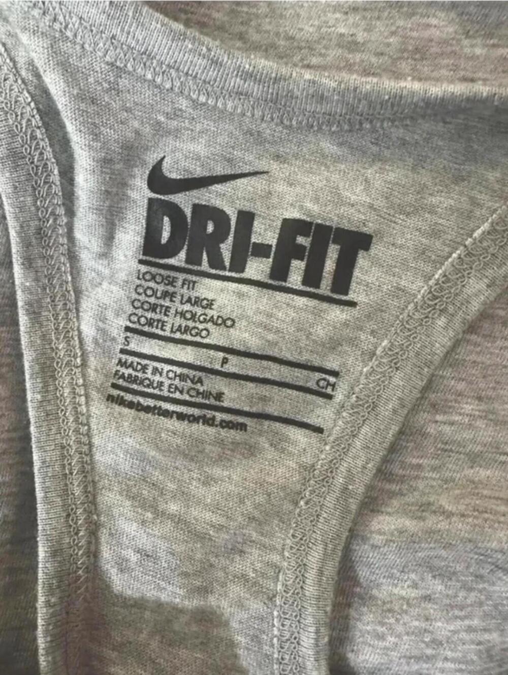 Womens Nike Tank, Small - Picture 4 of 5